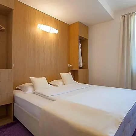 Park Hotel